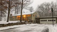 2500 SF Remodeled Cottage on a Quiet Lake in the Woods - Gym