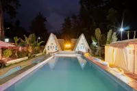 Costas De Liwa Bar & Beach Resort - Pools