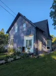 Comfortable and elegantly appointed home in this unique small port town. - Boutique