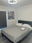 luxury house 1 min away from seaWorld10 min from Lockland base!! - สระว่ายน้ำส่วนตัว