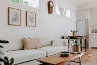 Beautiful, North Boise Guesthouse - Homestays