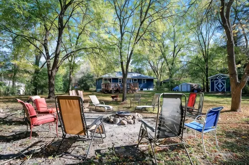 REMODELED Home, KING Beds, FAST WiFi