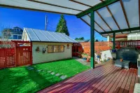 BEAUTIFUL 4 bedroom craftsman in the heart of Queen Anne! - บังกะโล