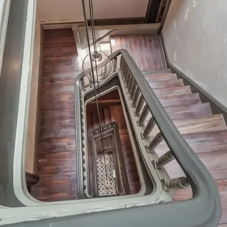 Historic Penthouse Style Loft in OTR, Parking Included
