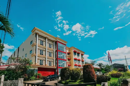 Hotel Gino Feruci Cianjur - 朝食