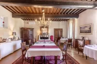 Domaine de Rhodes - 5 Chambres et 7 Locations de Vacances - Bed and breakfasts