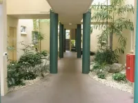 Tradewinds McLeod Holiday Apartments - Mountain view