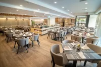 Rubin Wellness & Conference Hotel - piscina
