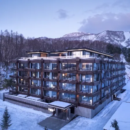 Aya Niseko