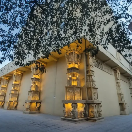 Sterlings Mac Hotel