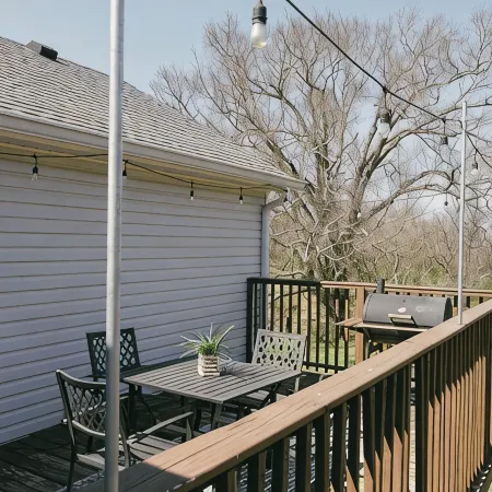 Sunset Farmhouse @ Muletown Farm• Fishing Pond • Fire Pit • Horse • Sunset Views