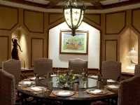 Avari Lahore Hotel Hotels near Bagh-e-Jinnah