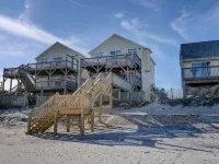Dream Getaway a Gorgeous Private Oceanfront with Hot Tub Sleeps 12 - 4-Star