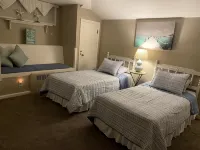 Paradise Lake Michigan Beach home with inground pool,  hot tub, sleeps 20