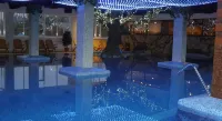 Apart Hotel - Pools