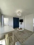 Remodeled oasis in the heart of Waikiki! Min. from beach, shops, & restaurants! - مسبح خاص
