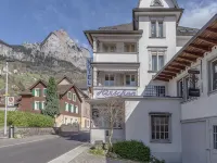 Hirschen Backpacker-Hotel & Pub Hotels in Schwyz