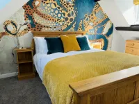Amazing Sea Views Set in 7 Acres of Fields Dog Friendly on the Welsh Coast Path. - Wifi