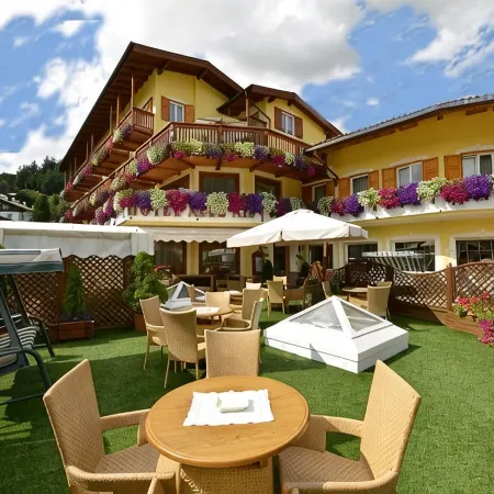 Hotel Alle Alpi Hotels in Moena