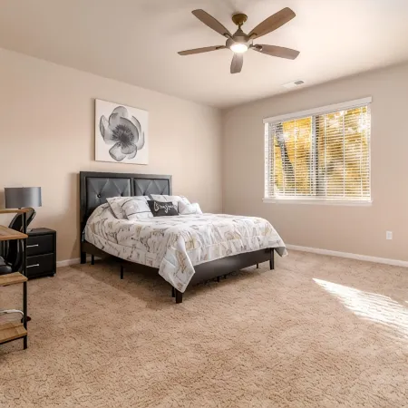 30Min To Lake Tahoe 3BD Private Retreat Parking WiFi Downtown Carson City