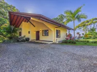 Incredible Ocean Views, Private Pool, Fully Equipped Villa in a Gated Community Hotels in Osa