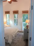 Delightful Cottage in Historic Downtown St. Augustine Florida - Country Houses