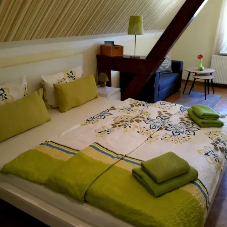 Vacation apartment in the Spreewald, own boat trip and canoes from the Ragow natural harbor