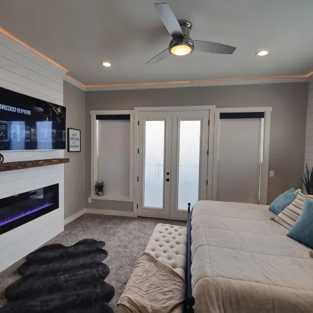 Panoramic Lake Views, Pool, Hot Tub, Gameroom!