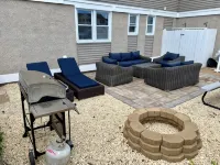 Spacious Skylit Seaside Stay - Walk to Bay & Beach - King Bed, Parking, Patio - Family