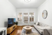 Charming 2-bedroom apartment in dowtown Decatur/ 20 min from downtown ATL - 3-Star