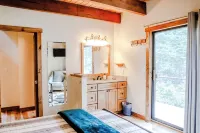 Cozy mountain retreat minutes from Downtown Ouray! - 3-Star
