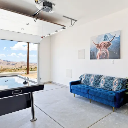 COZY JOSHUA TREE HOME- 9 min to the park! with Hot Tub