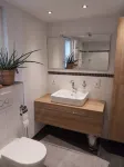 Gemütliche Ferienwohnung mit Terrasse und Wunderschönem Garten - Homestays
