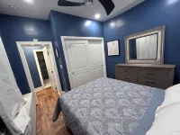The Blue backyard studio suite!!  Convenience and practicality in one place!! - 4-Star