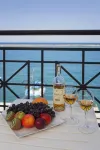 Samaina Port Hotel - Sea View