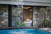 The Out House Pushkar- A Nature Villa - สระว่ายน้ำส่วนตัว