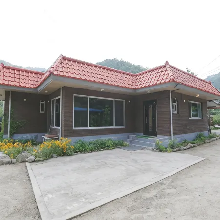Cheorwon Maebongsanjang Pension