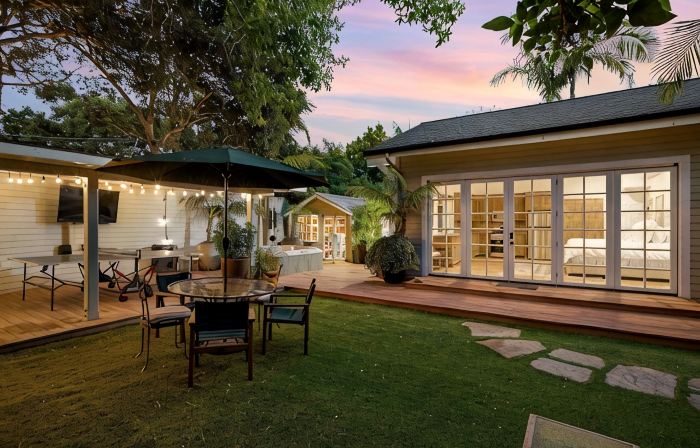 Montecito Beach House w/Hot Tub & Cold Plunge - Walk to Beach and Restaraunts