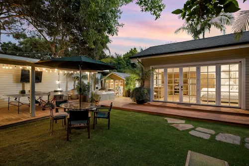 Montecito Beach House w/Hot Tub & Cold Plunge - Walk to Beach and Restaraunts - 4-Star
