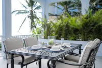 3-Bedroom Skyline Villa Offering the Island's Best Views - Villas