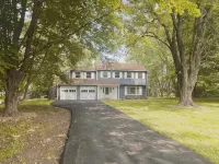Renovated 5 bedrooms.  6 beds. Great water pressure! New memory foam beds! - Homestays