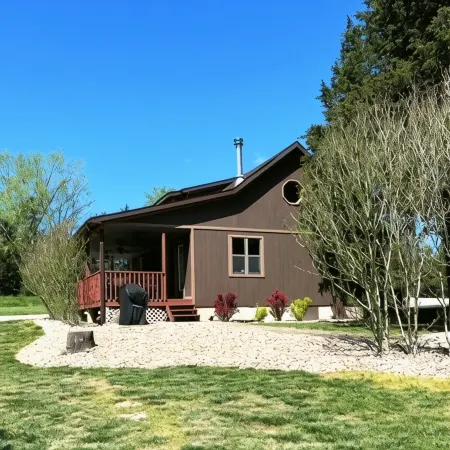 Fishing & Boating 3 Bed/2 Bath Cozy Cabin at Mark Twain Lake!