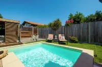 Villa Romance: Relaxation, Heated Pool, Private Spa, Bikes, and Wi-Fi - Wi-Fi