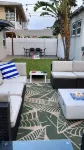 2 bed 2 bath 3 blocks from water! Sleeps 6 - Dog Run! - 2つ星