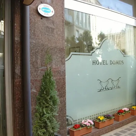 Domus Hotel