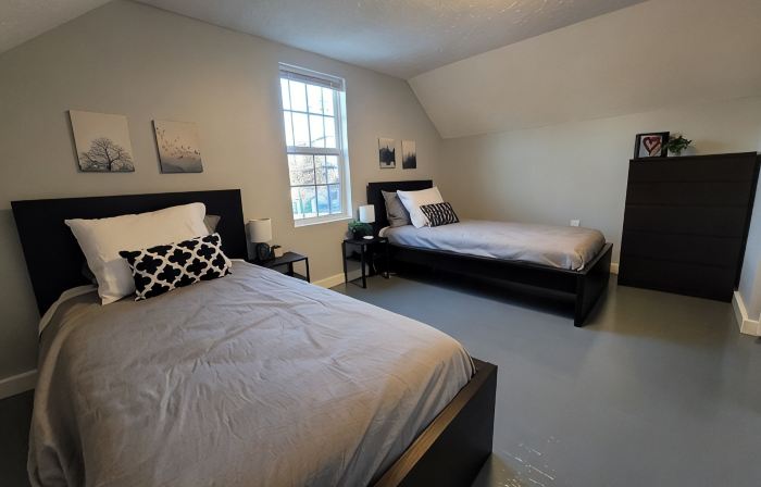 Cozy 4 Bedroom Home Away from Home