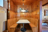 The Cabin- cozy cottage on the sandy shores of the Chippewa Flowage - Wifi