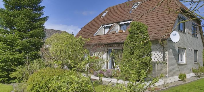 Vacation home Wilhelmine - Apartment Möwe OG Hotels in Greetsiel