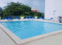 Boca Chica Apartment Near the Beach - مسبح خاص