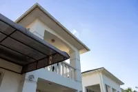 Serenity Shores | Beach Estate - Villas